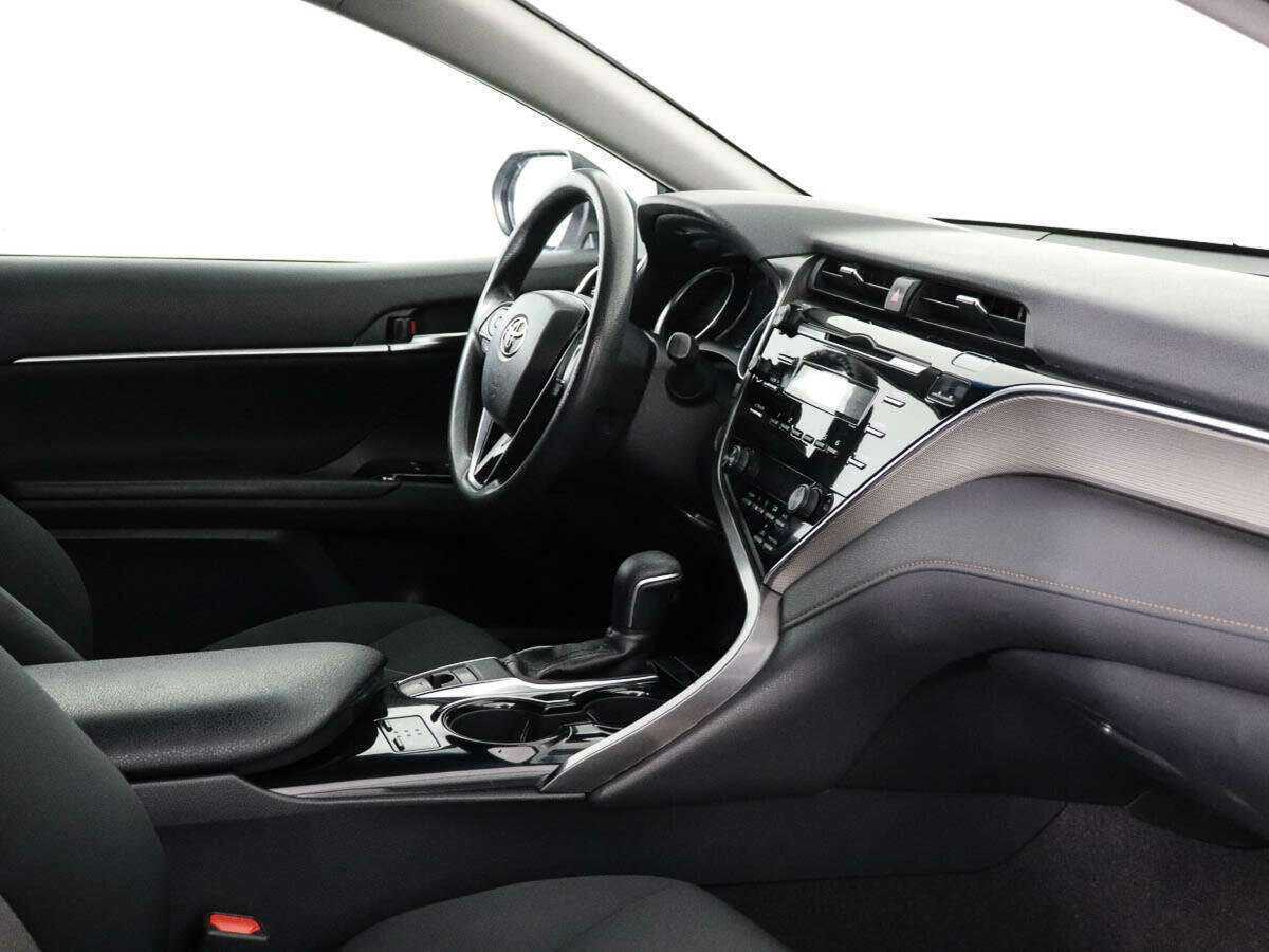 Toyota Camry б/у, 2020, Автоматическая. Фото: #6