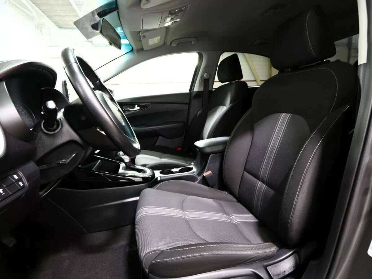 Kia Cerato б/у, 2021, Автоматическая. Фото: #3