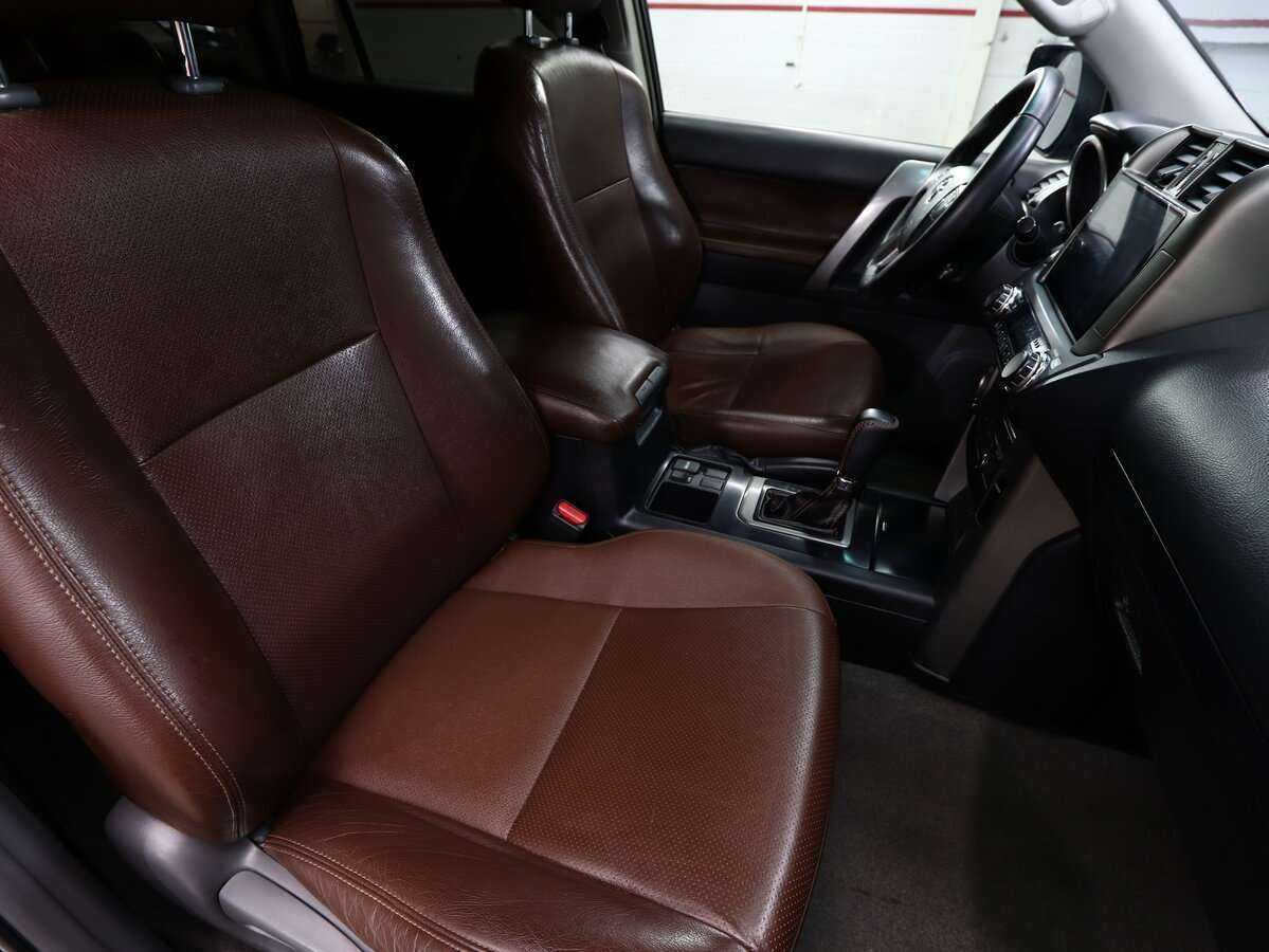 Toyota Land Cruiser Prado б/у, 2013, Автоматическая. Фото: #10