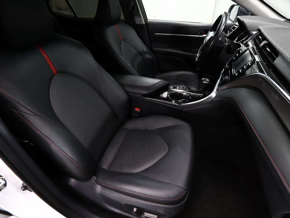 Toyota Camry б/у, 2020, Автоматическая. Фото: #11