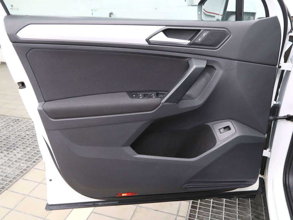 Volkswagen Tiguan б/у, 2018, Роботизированная. Фото: #5