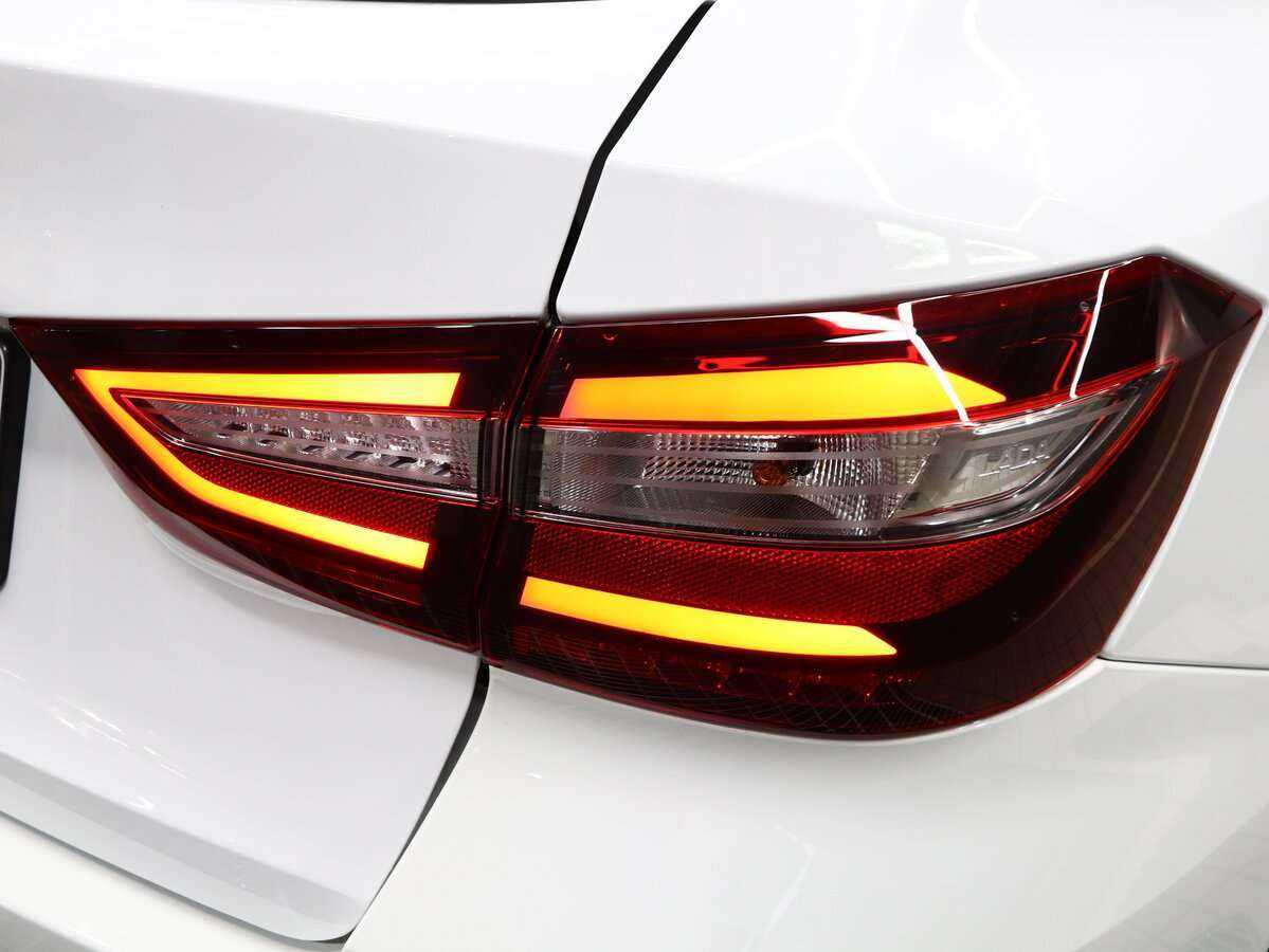 Lada (ВАЗ) Vesta б/у, 2023, Механическая. Фото: #4