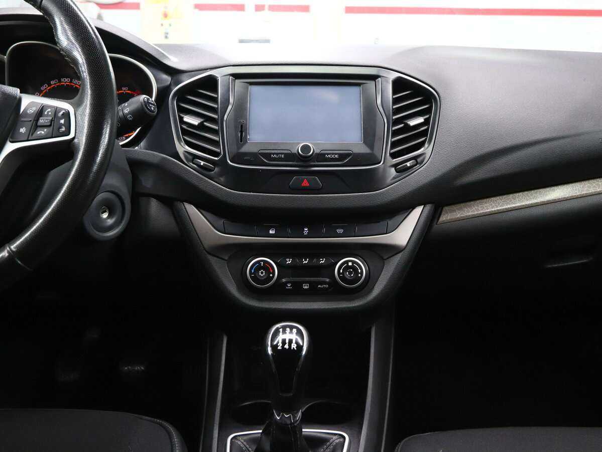 Лада (ВАЗ) Веста б/у, 2020, Механическая. Фото: #14