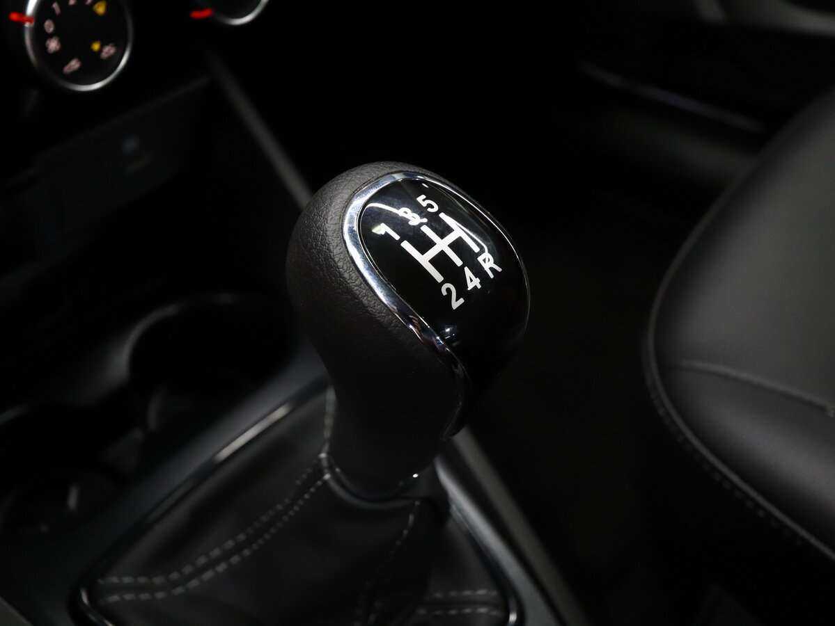 Lada (ВАЗ) Vesta б/у, 2024, Механическая. Фото: #8