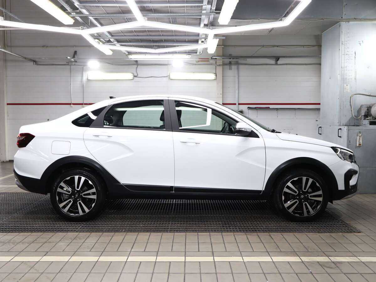 Lada (ВАЗ) Vesta б/у, 2024, Механическая. Фото: #11