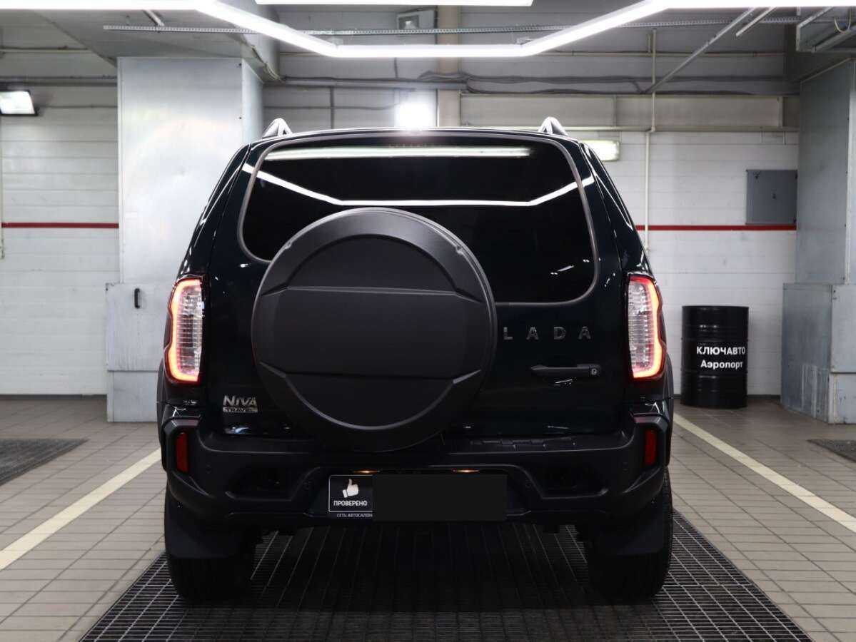 Lada (ВАЗ) Niva б/у, 2023, Механическая. Фото: #3