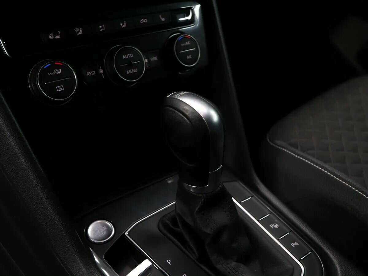 Volkswagen Tiguan б/у, 2018, Роботизированная. Фото: #8