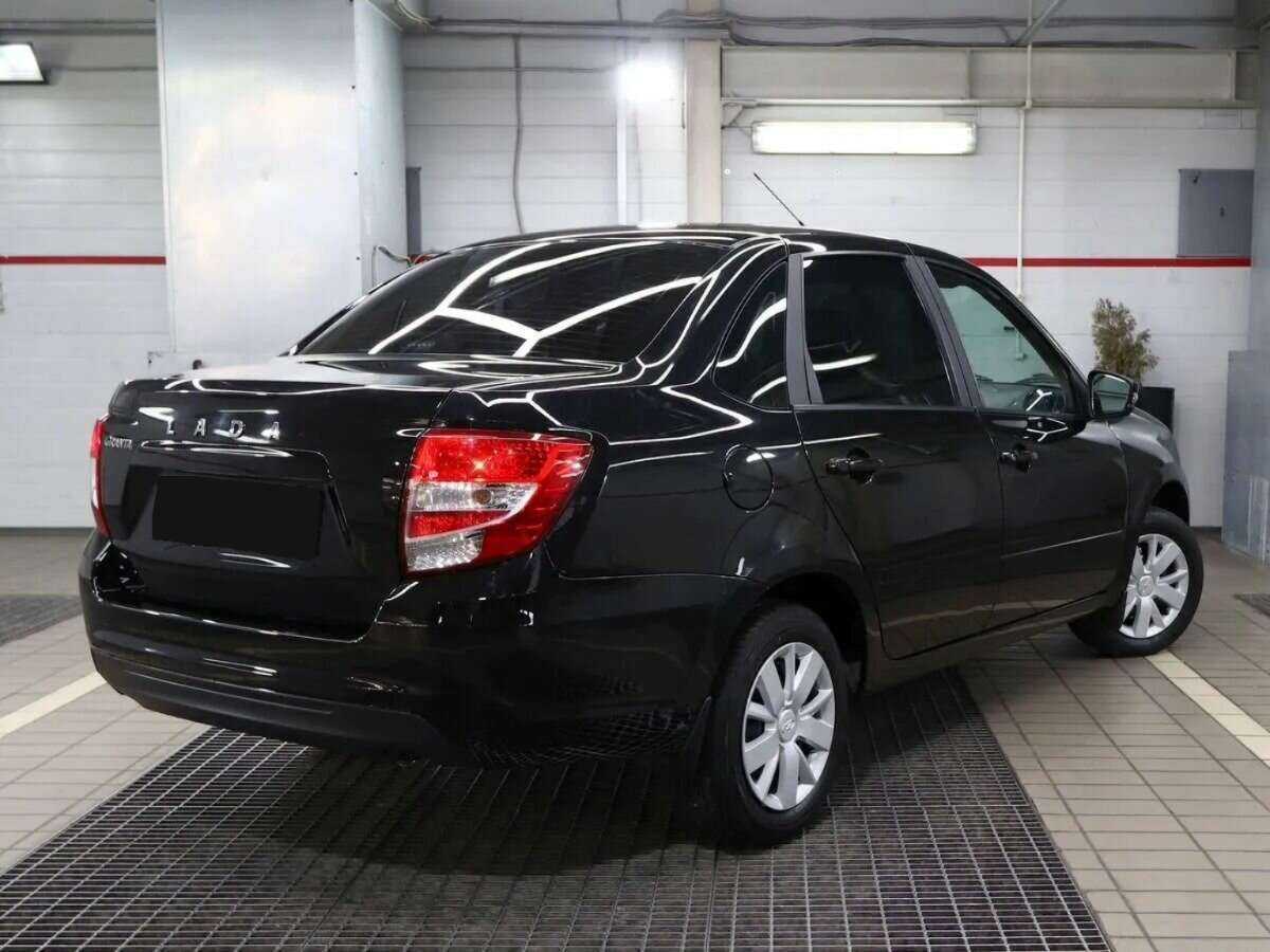 Lada (ВАЗ) Granta б/у, 2023, Механическая. Фото: #1