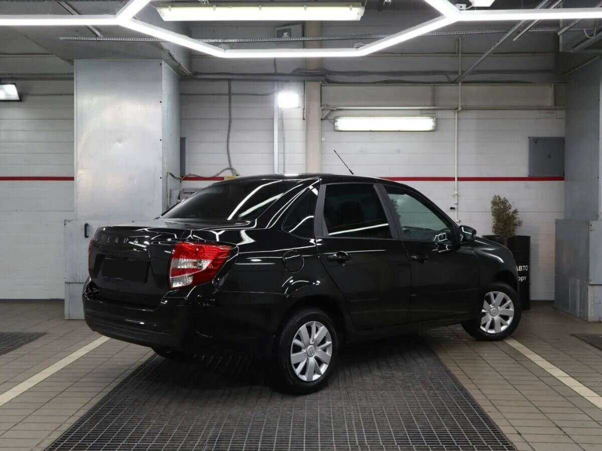 Lada (ВАЗ) Granta б/у, 2023, Механическая. Фото: #1