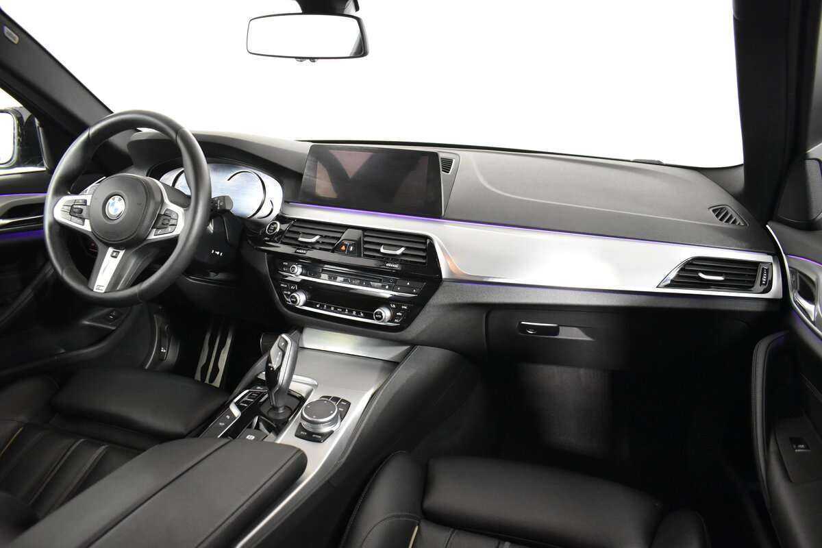 BMW 5 серии б/у, 2018, Автоматическая. Фото: #11