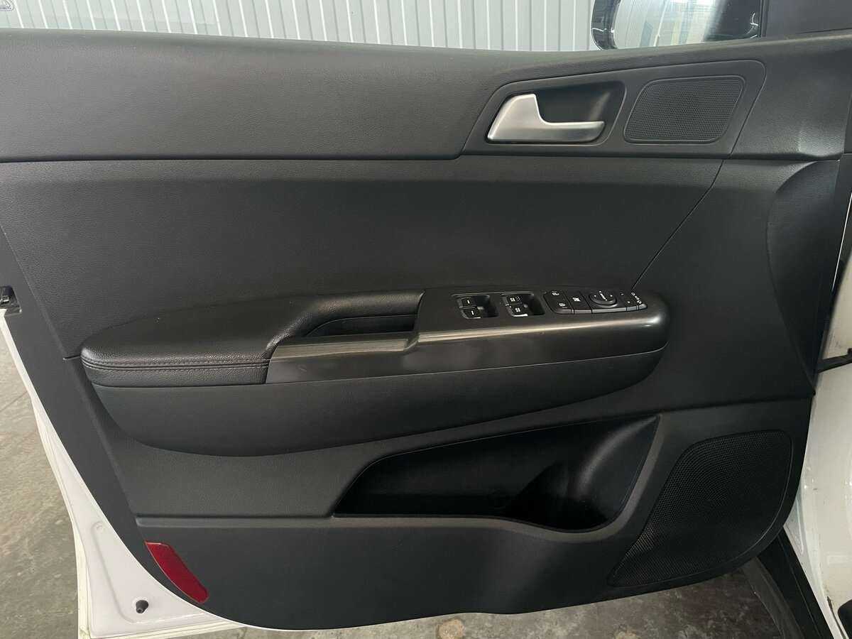 Kia Sportage б/у, 2017, Автоматическая. Фото: #20