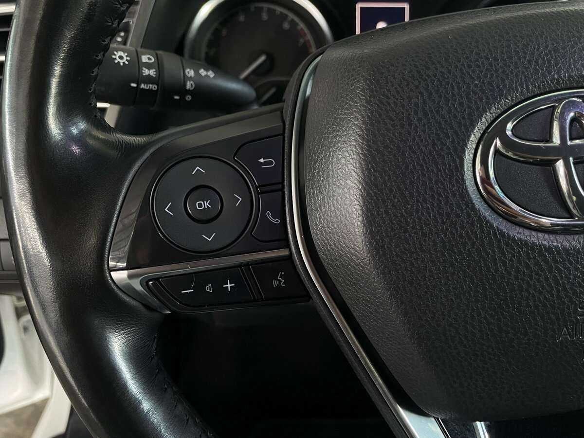 Toyota Camry б/у, 2018, Автоматическая. Фото: #12