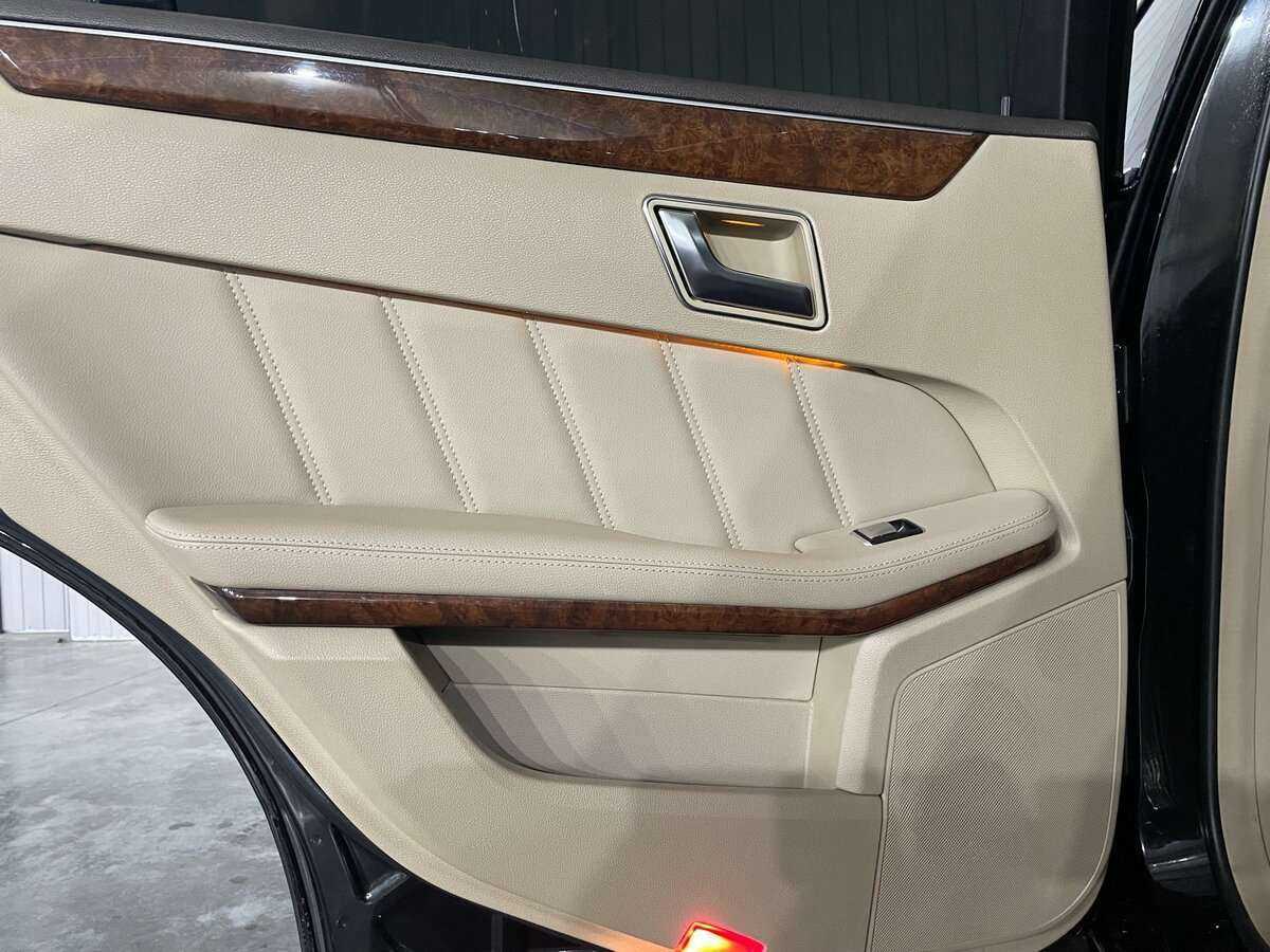 Mercedes-Benz E-Класс б/у, 2012, Автоматическая. Фото: #18