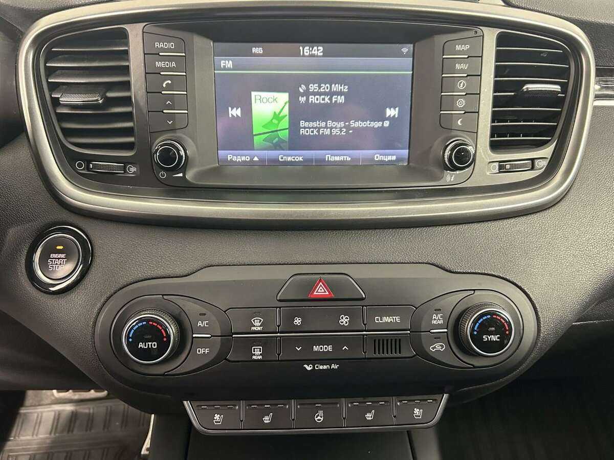 Kia Sorento б/у, 2017, Автоматическая. Фото: #9