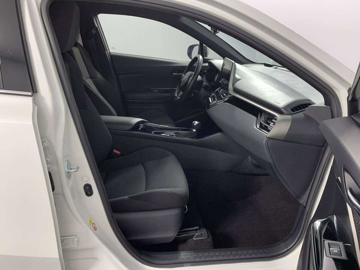 Toyota C-HR б/у, 2019, Вариатор. Фото: #15
