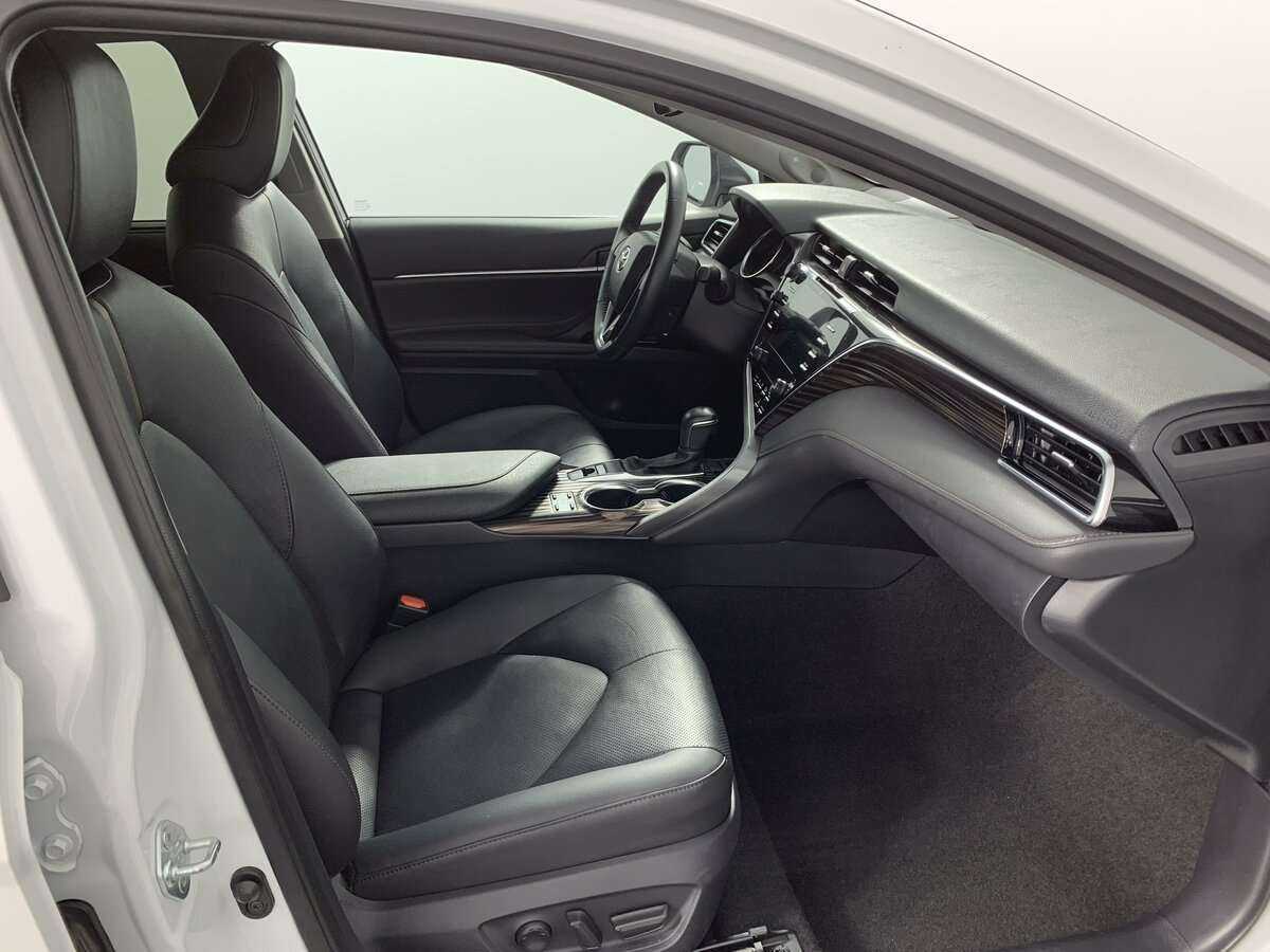 Toyota Camry б/у, 2021, Автоматическая. Фото: #16