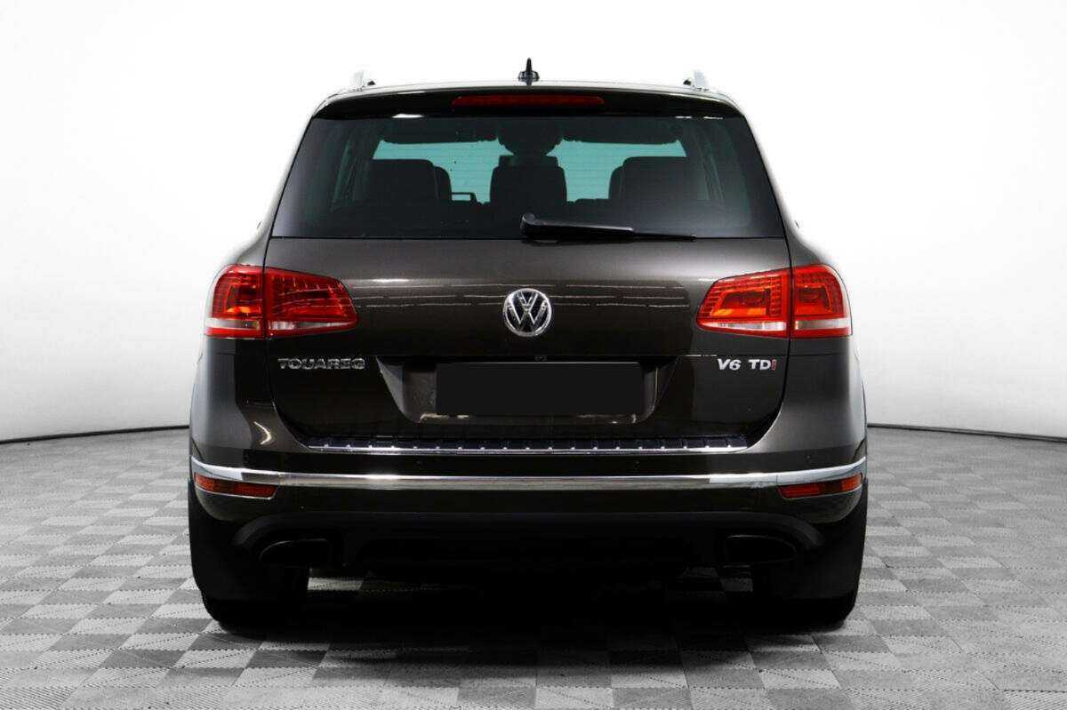 Volkswagen Touareg б/у, 2015, Автоматическая. Фото: #5