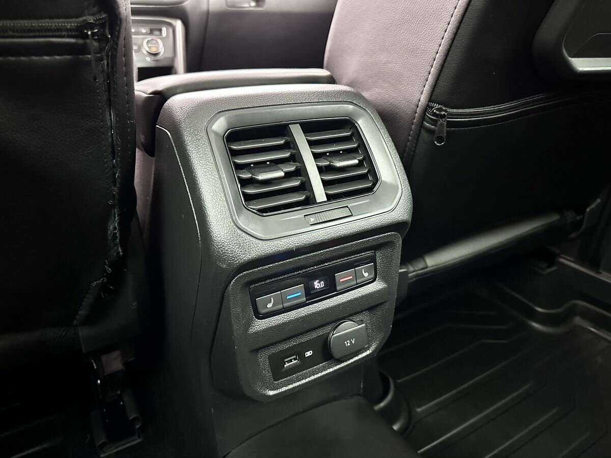 Volkswagen Tiguan б/у, 2018, Роботизированная. Фото: #16