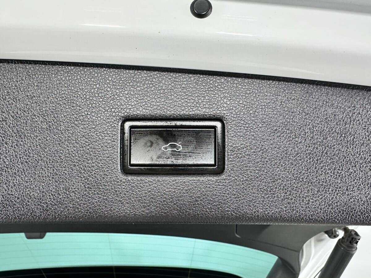 Volkswagen Tiguan б/у, 2019, Механическая. Фото: #17