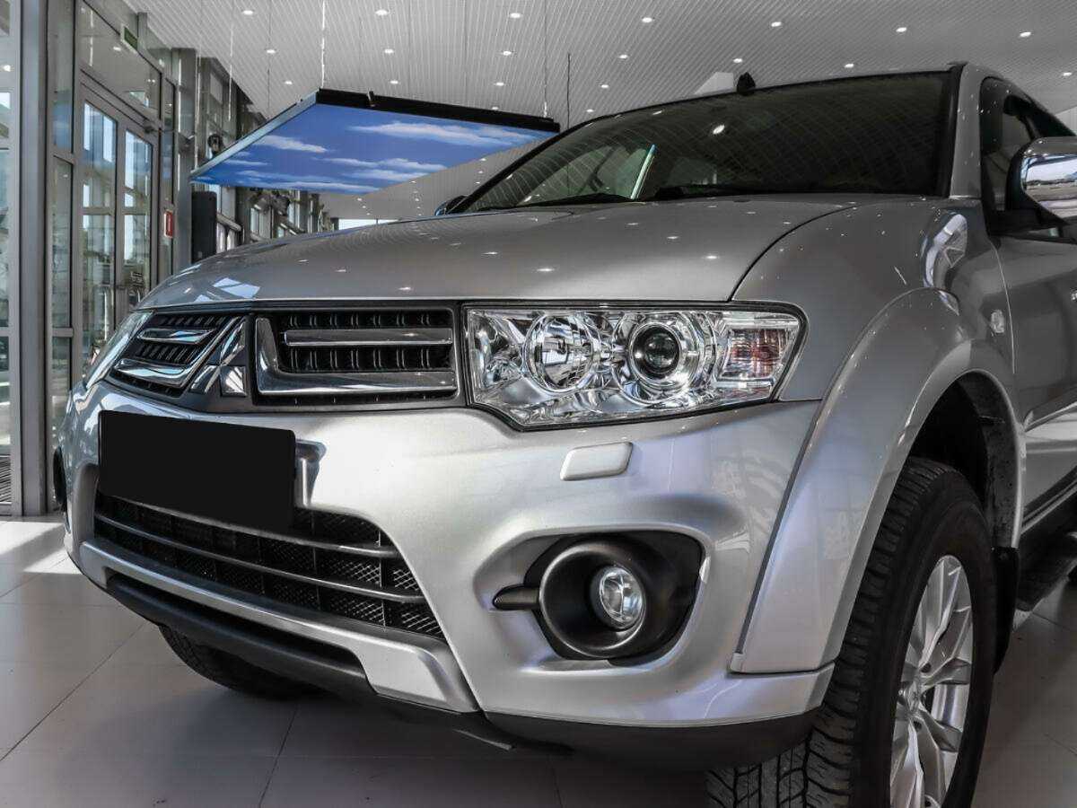 Mitsubishi Pajero Sport б/у, 2015, Автоматическая. Фото: #7