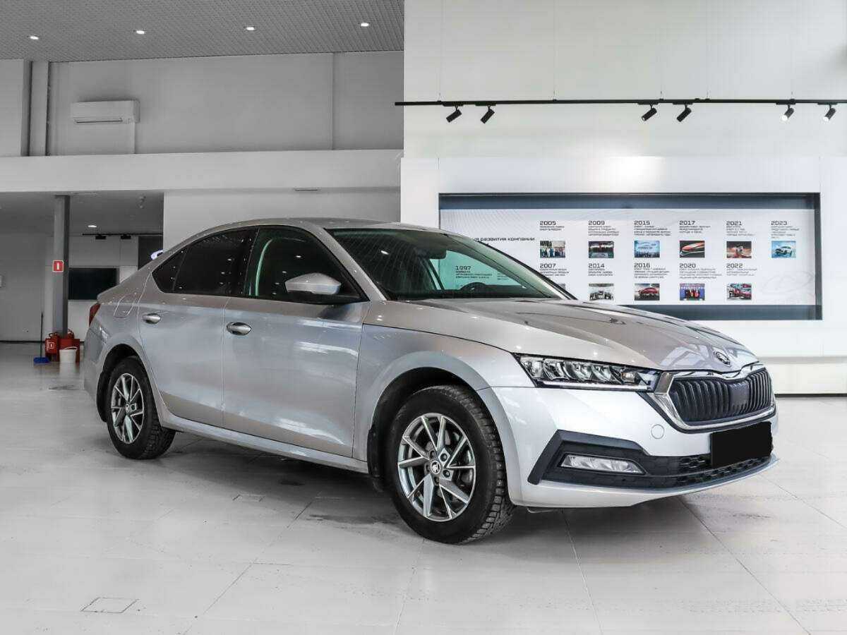 Skoda Octavia б/у, 2021, Автоматическая. Фото: #1