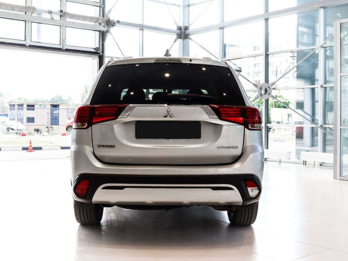 Mitsubishi Outlander б/у, 2019, Вариатор. Фото: #5