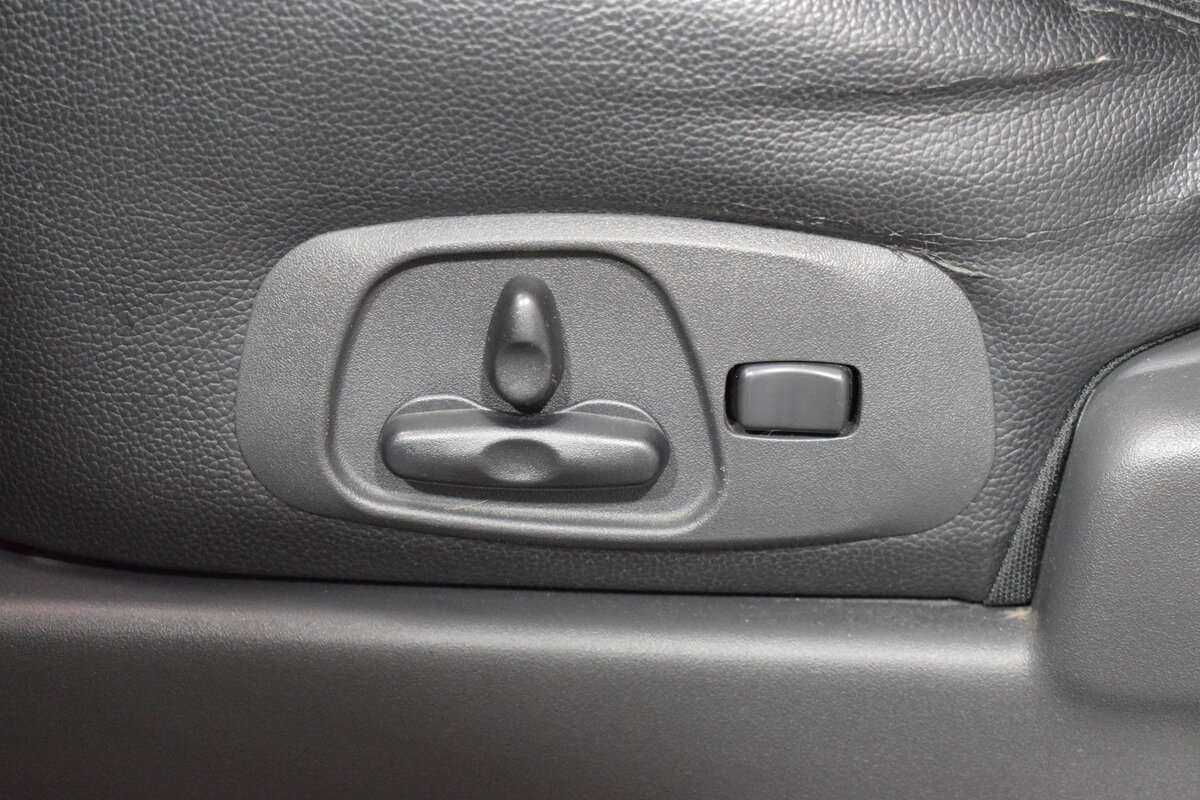 Mitsubishi Pajero б/у, 2014, Автоматическая. Фото: #6