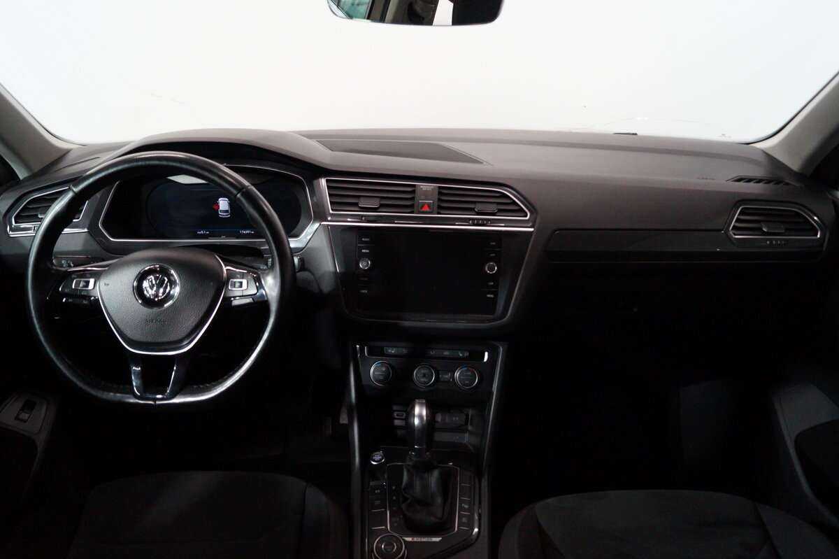 Volkswagen Tiguan б/у, 2018, Роботизированная. Фото: #15