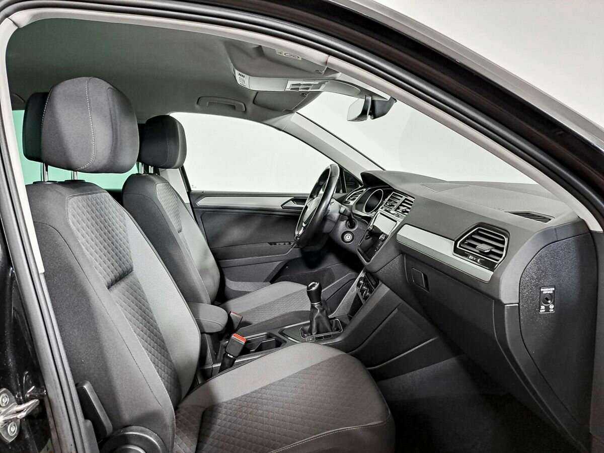 Volkswagen Tiguan б/у, 2019, Механическая. Фото: #8