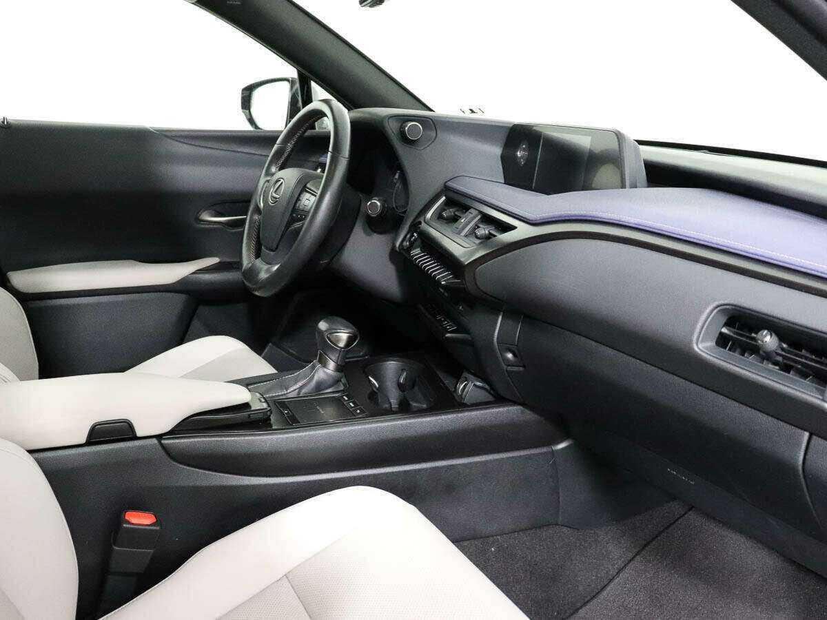 Lexus UX б/у, 2019, Вариатор. Фото: #5