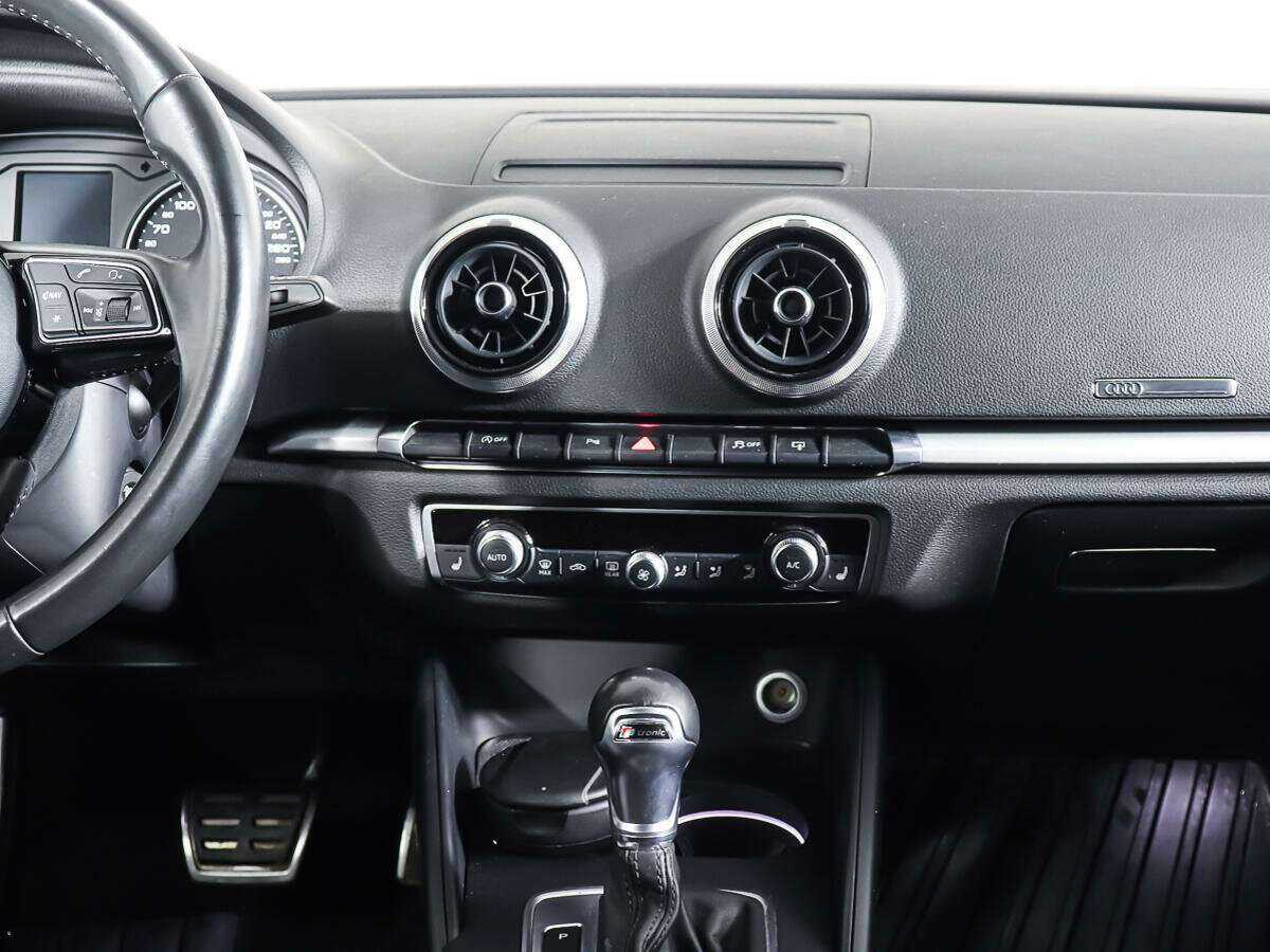 Audi A3 б/у, 2016, Роботизированная. Фото: #13