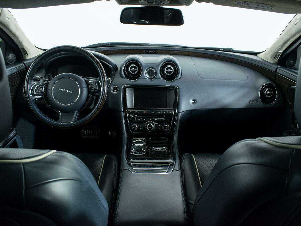 Jaguar XJ б/у, 2014, Автоматическая. Фото: #11