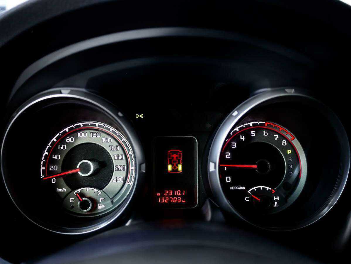 Mitsubishi Pajero б/у, 2014, Автоматическая. Фото: #9