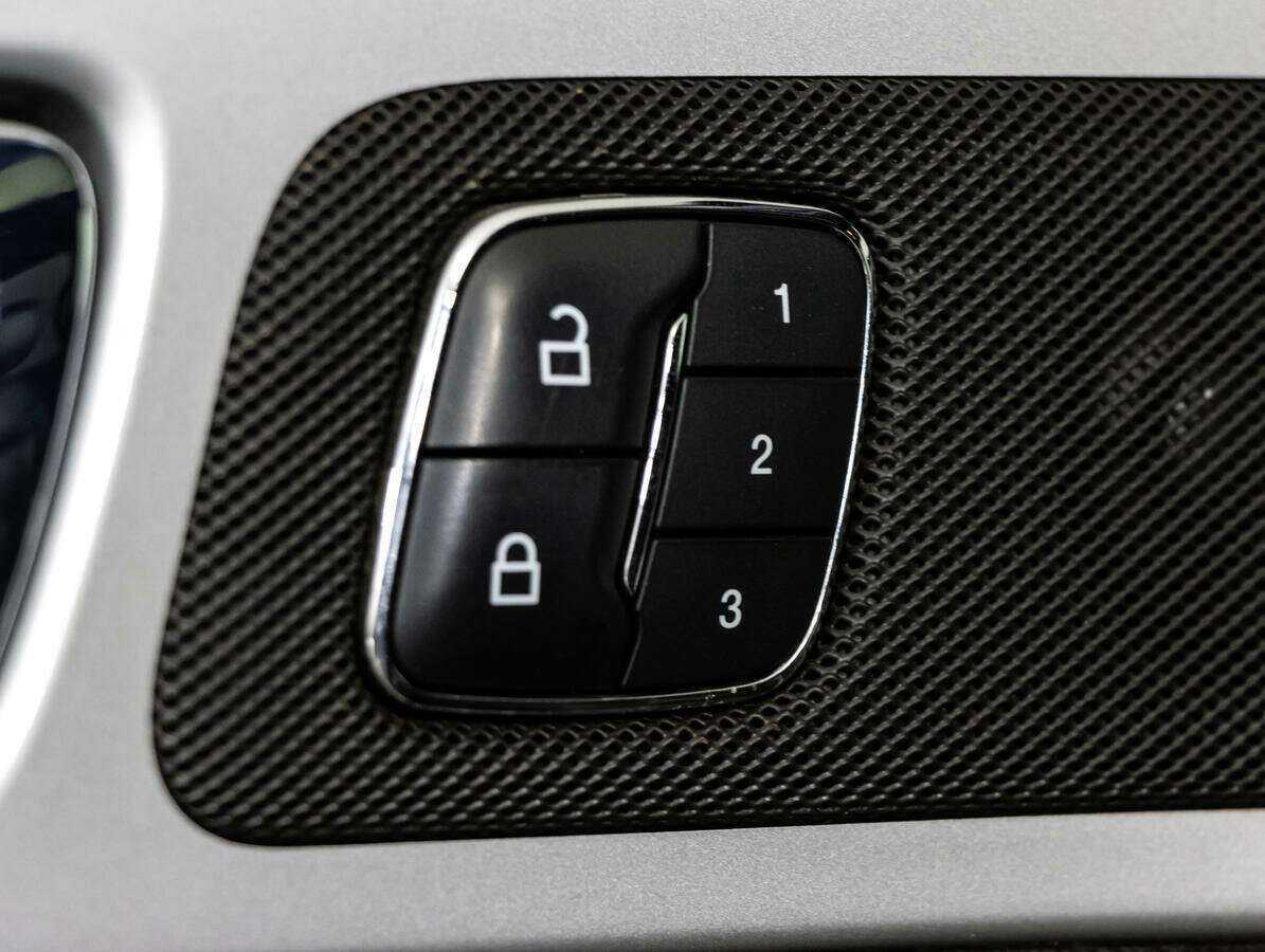 Ford Explorer б/у, 2013, Автоматическая. Фото: #18