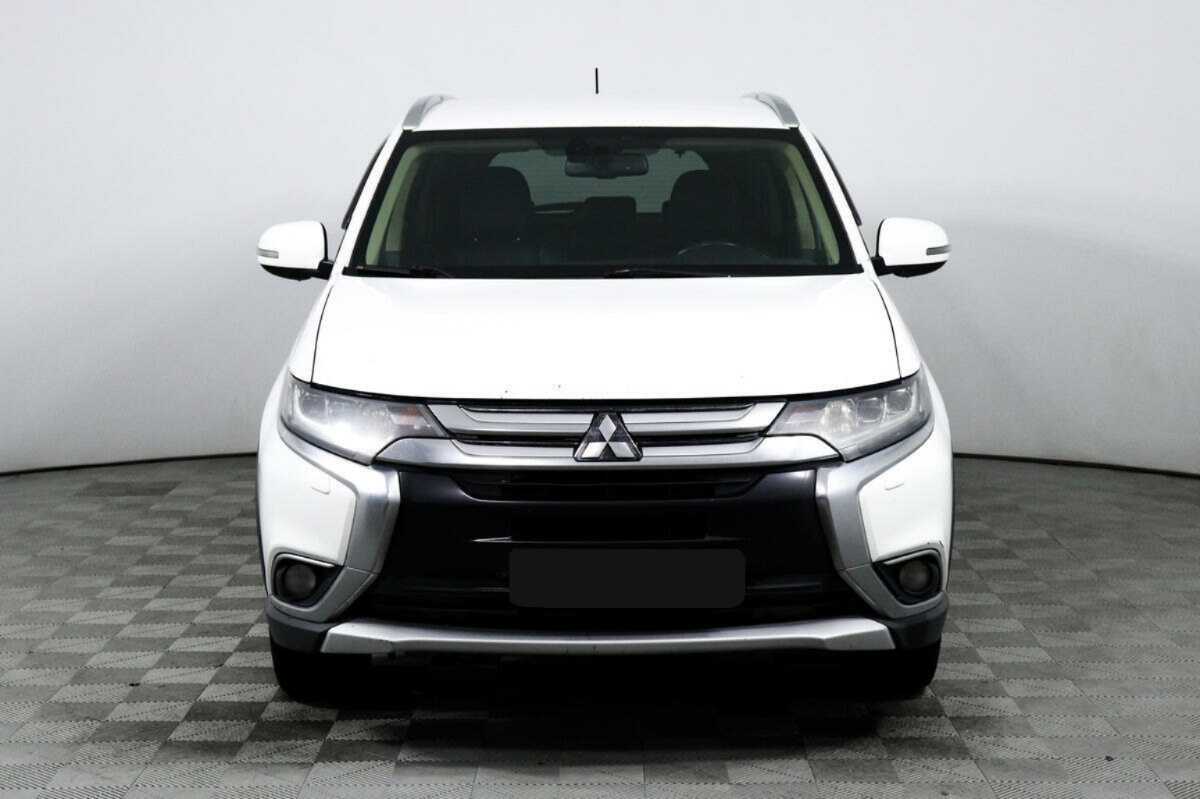 Mitsubishi Outlander б/у, 2016, Вариатор. Фото: #1