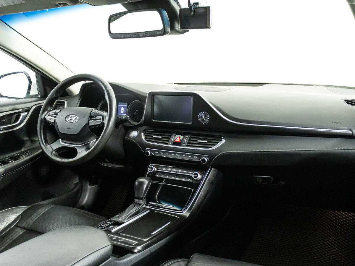 Hyundai Grandeur б/у, 2018, Автоматическая. Фото: #8