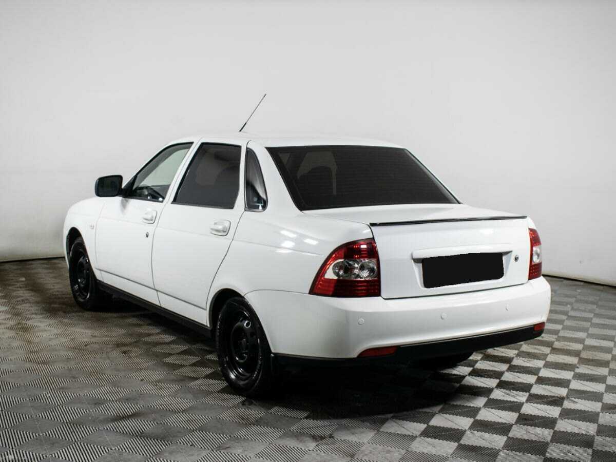 Lada (ВАЗ) Priora б/у, 2017, Механическая. Фото: #5