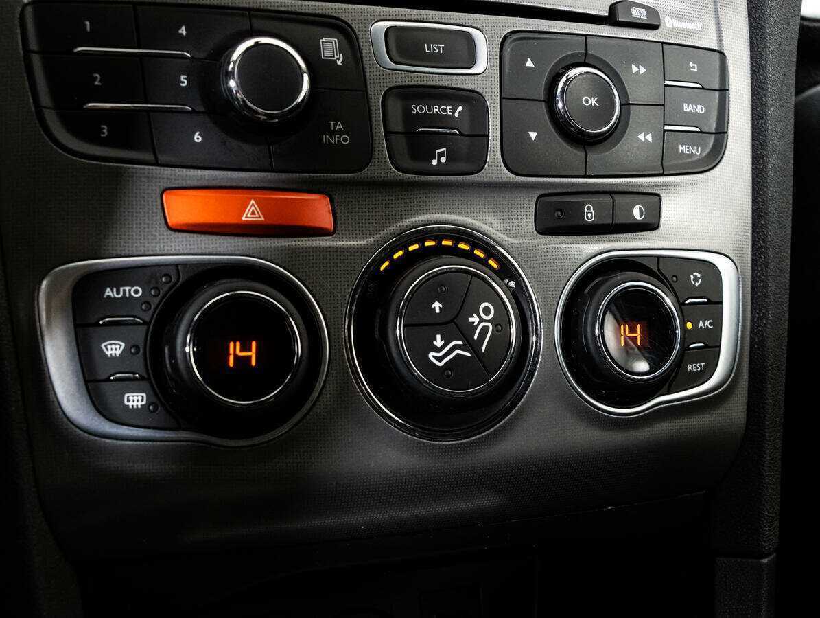 Citroen C4 б/у, 2016, Автоматическая. Фото: #11