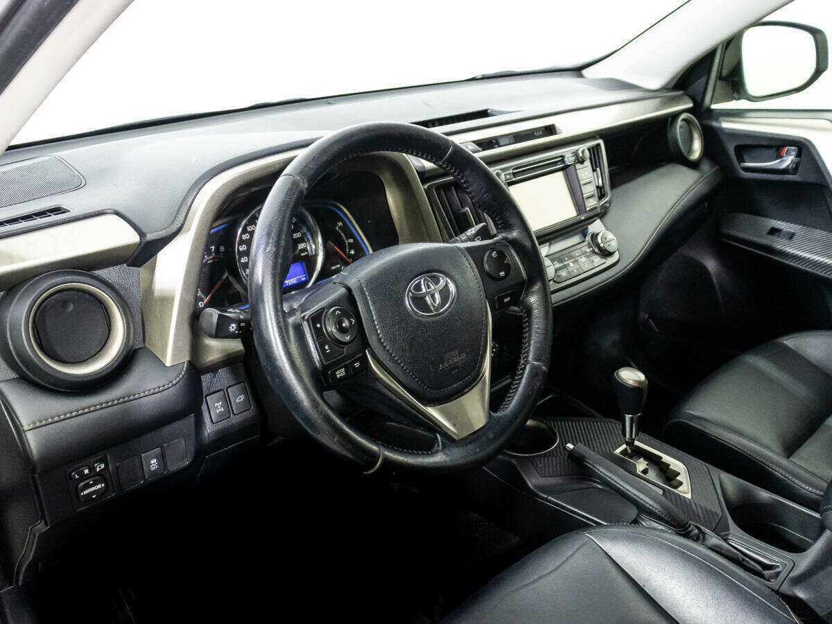 Toyota RAV4 б/у, 2013, Автоматическая. Фото: #10