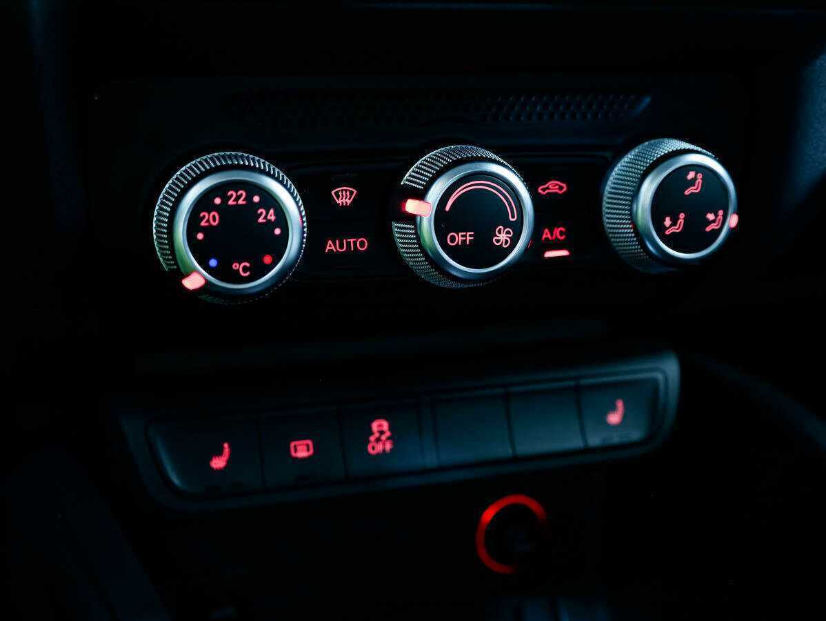 Audi A1 б/у, 2013, Роботизированная. Фото: #16