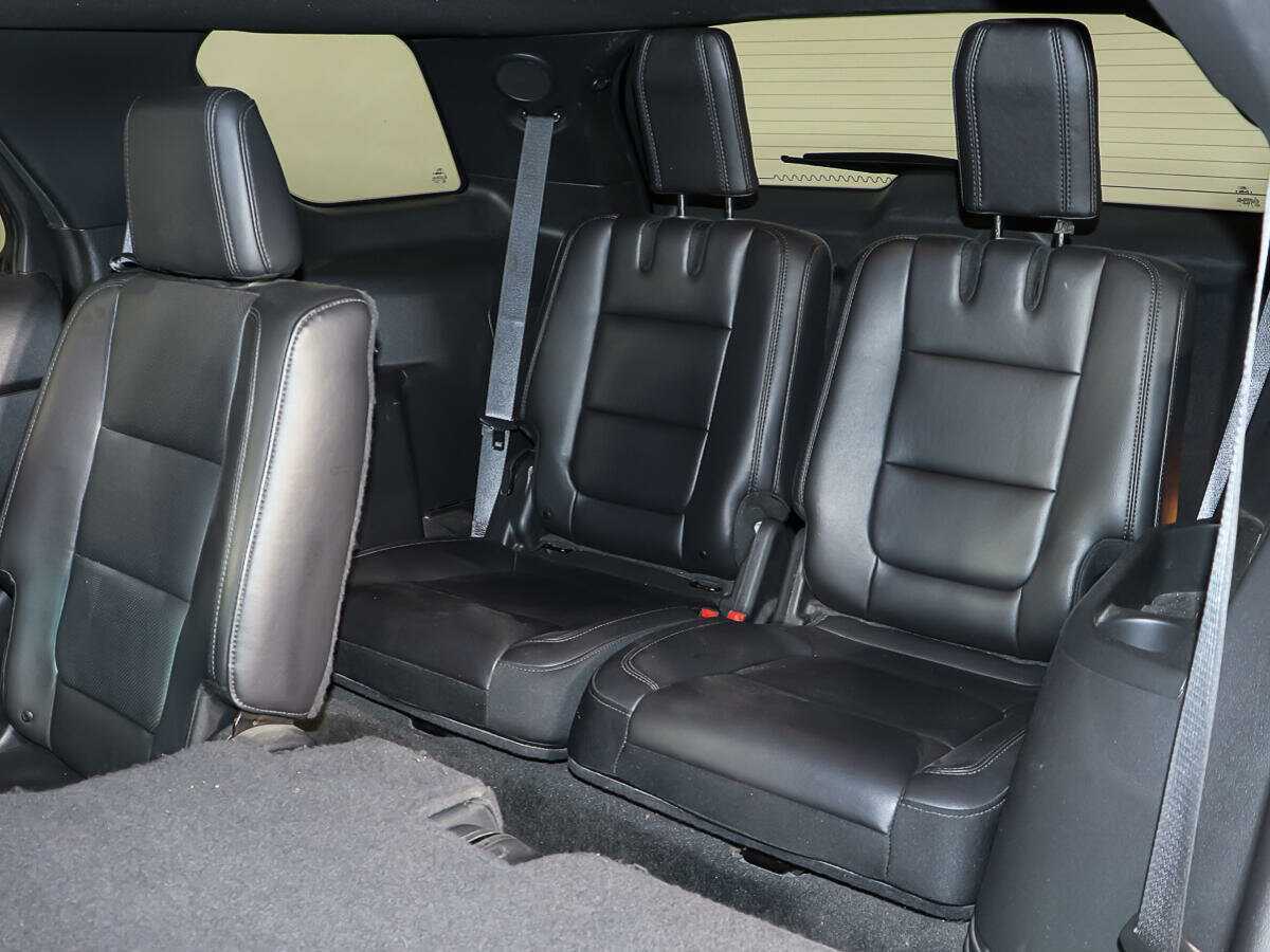 Ford Explorer б/у, 2015, Автоматическая. Фото: #10