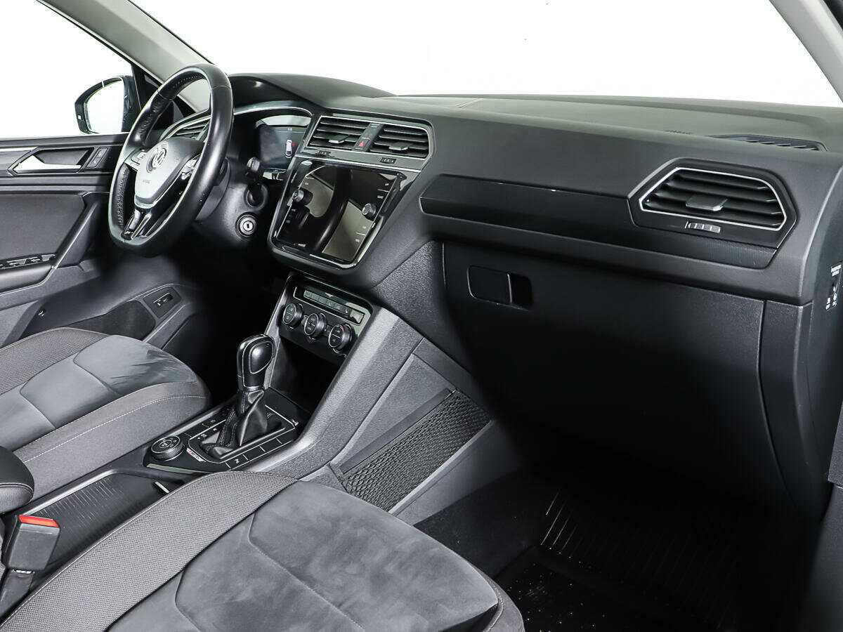 Volkswagen Tiguan б/у, 2018, Роботизированная. Фото: #8