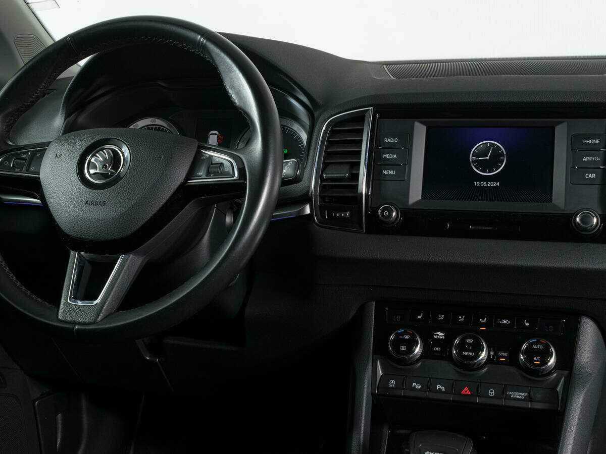 Skoda Karoq б/у, 2020, Автоматическая. Фото: #11