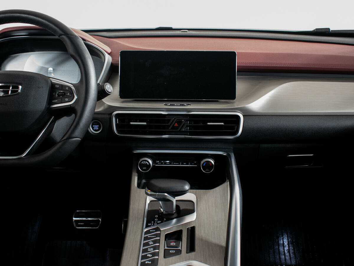 Geely Coolray б/у, 2023, Роботизированная. Фото: #9