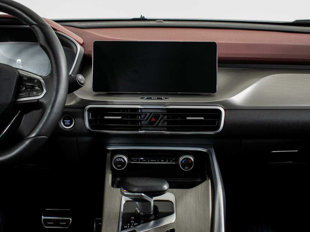 Geely Coolray б/у, 2023, Роботизированная. Фото: #8