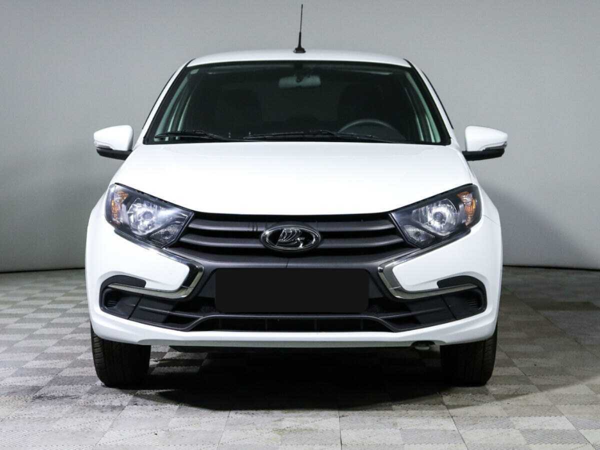 Lada (ВАЗ) Granta б/у, 2023, Механическая. Фото: #1