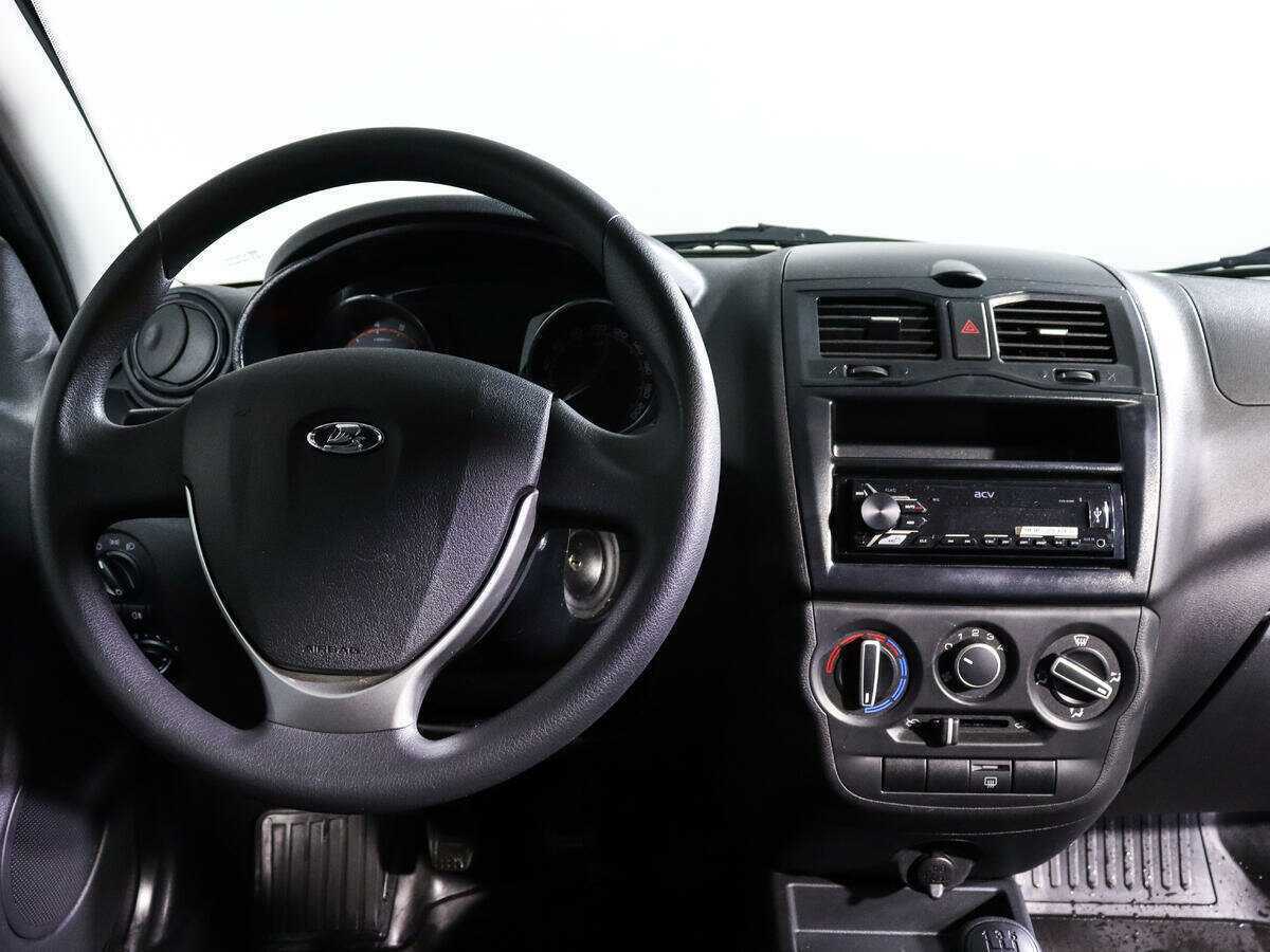 Lada (ВАЗ) Granta б/у, 2023, Механическая. Фото: #10