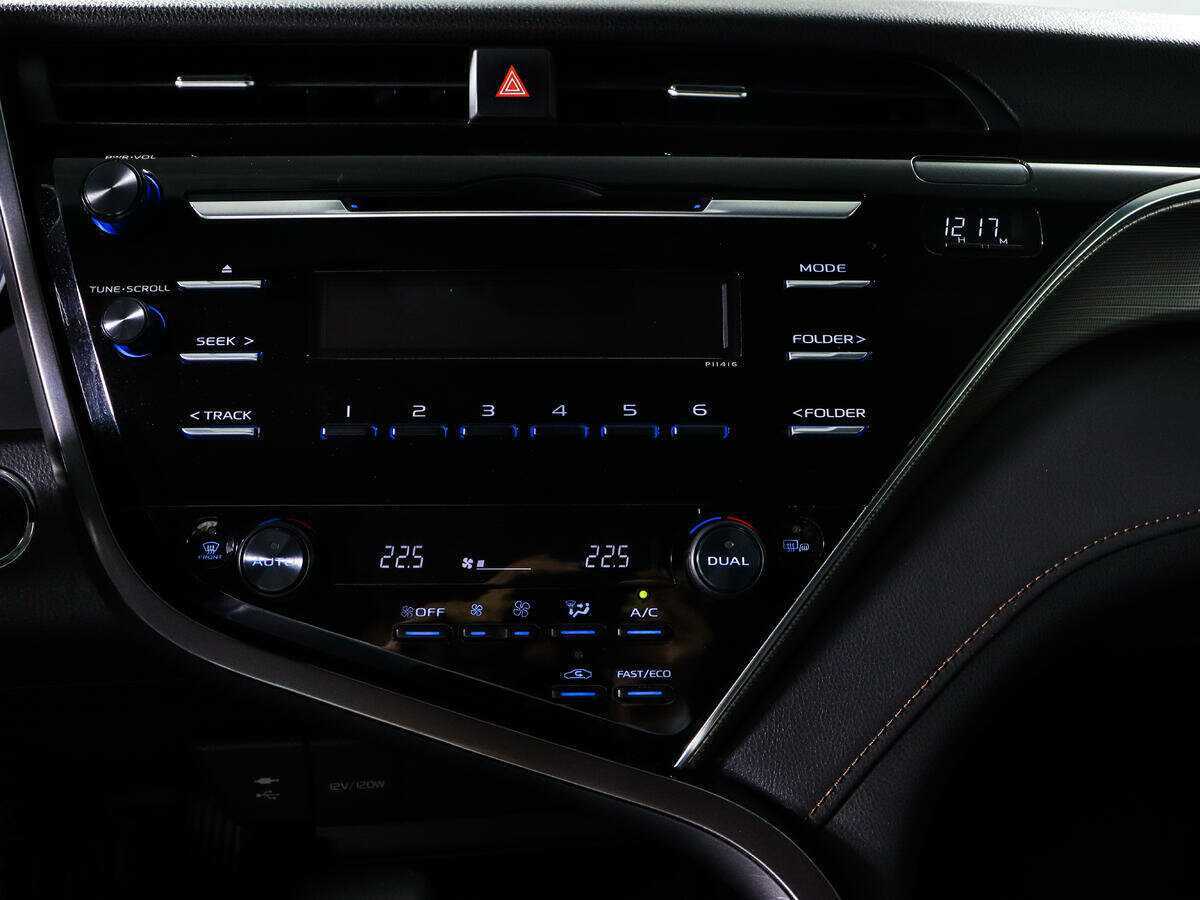 Toyota Camry б/у, 2021, Автоматическая. Фото: #12