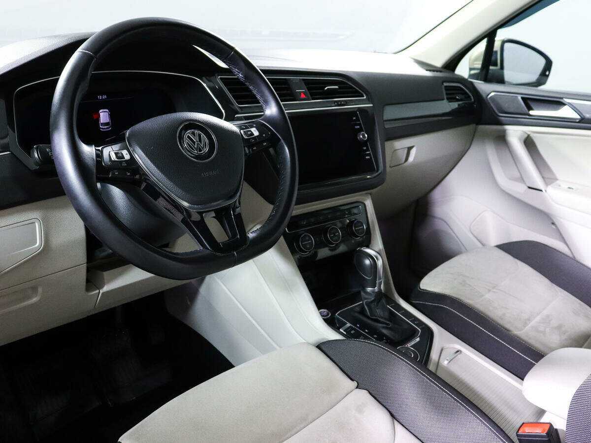 Volkswagen Tiguan б/у, 2018, Роботизированная. Фото: #13