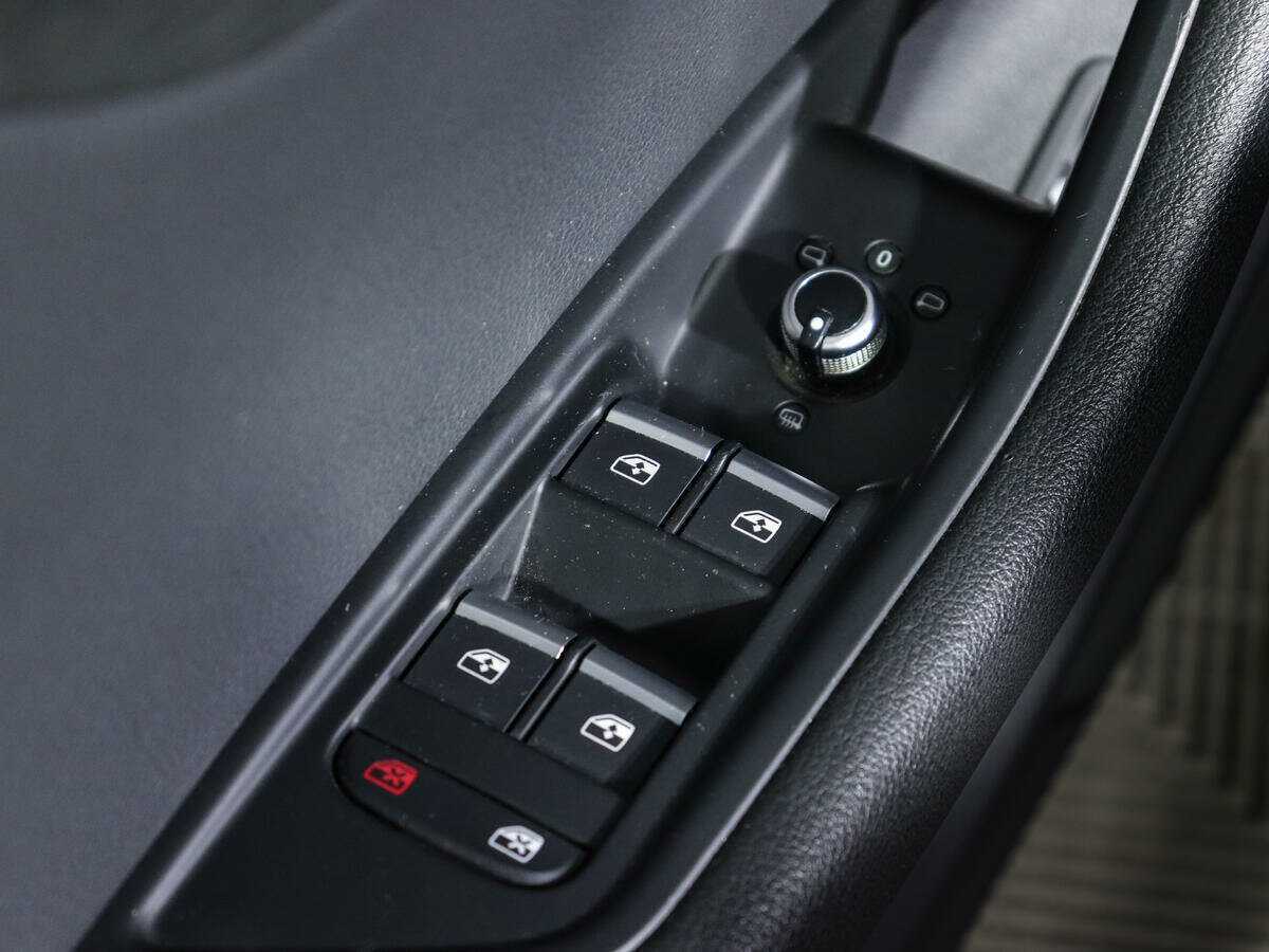 Audi A4 б/у, 2017, Роботизированная. Фото: #13